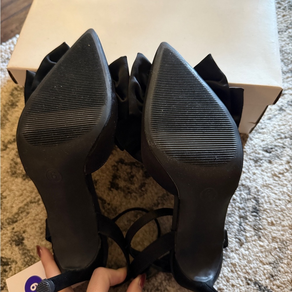 A New Day Women's Black Bow Heels - Picture 4 of 5